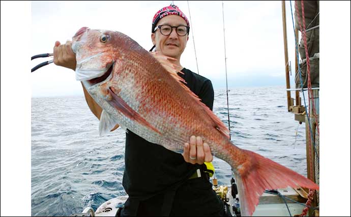 福井】沖釣り最新釣果 タイラバで80cm超えモンスターマダイ浮上 