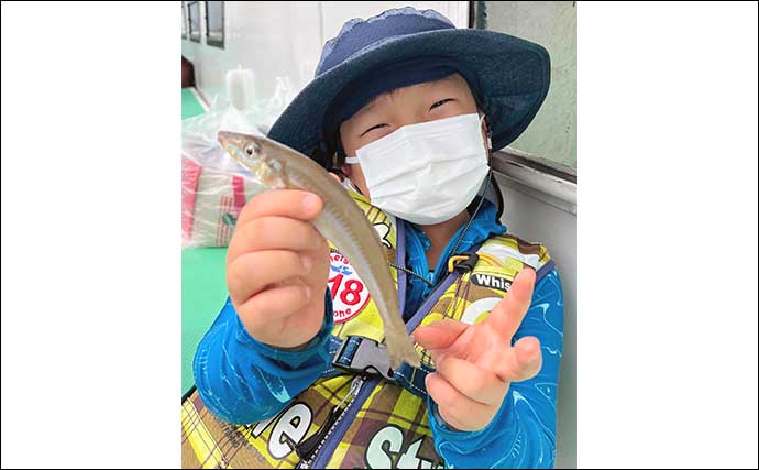 東京湾でシロギス釣り教室開催　初心者や子供にもヒット多数で笑顔