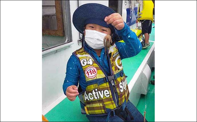 東京湾でシロギス釣り教室開催　初心者や子供にもヒット多数で笑顔