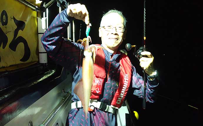宇和海イカメタル釣行で51匹　数釣り狙える往復ビンタ釣法とは？