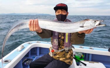【三重・愛知】船のエサ釣り最新釣果　タチウオ＆カワハギ数釣りチャンス