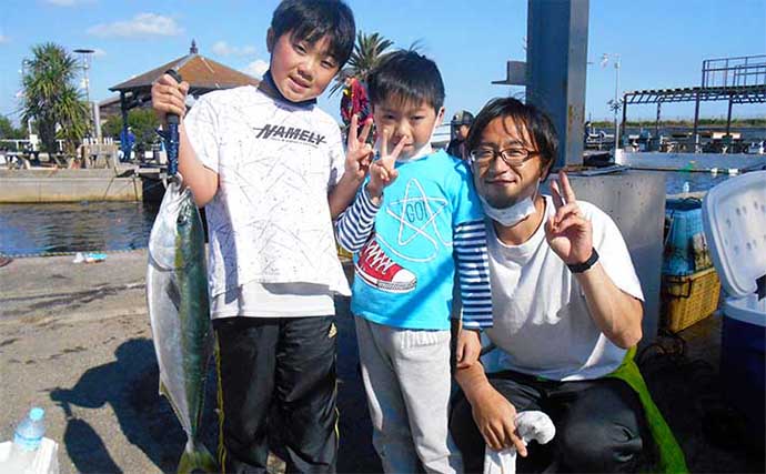 関東最大級の陸上型海水釣り堀でブリ族大量放流中　家族や仲間と満喫
