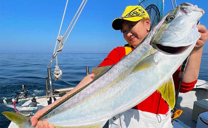 長崎・佐賀】船釣り最新釣果 落とし込みで大型ヒラマサ顔出し | TSURINEWS