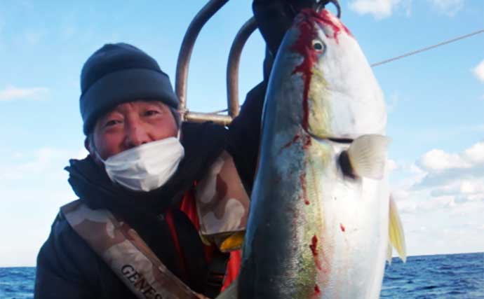 寒ブリジギングで12kg級頭に大型続々【福岡】 船のルアー釣り最新釣果