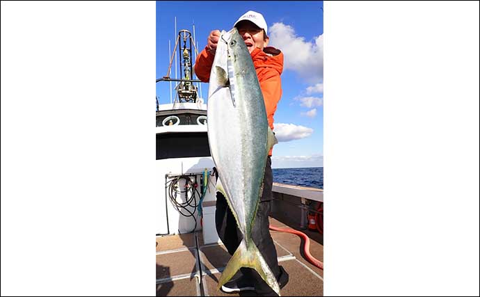 寒ブリジギングで12kg級頭に大型続々【福岡】 船のルアー釣り最新釣果