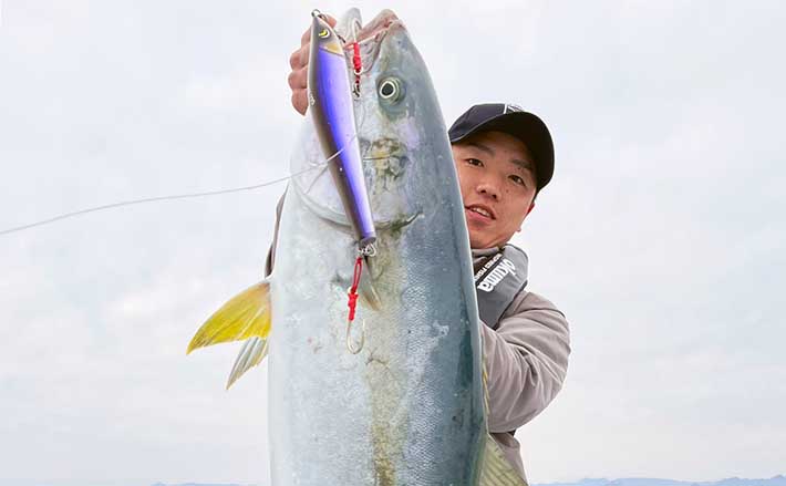 キャスティングで10kg超ヒラマサにブリも好調【長崎・佐賀】船のルアー