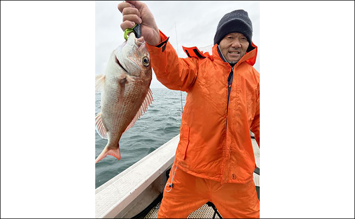 【関西の特選船釣り釣果】タイサビキ・タイラバ・オキアミ五目で桜ダイが好調