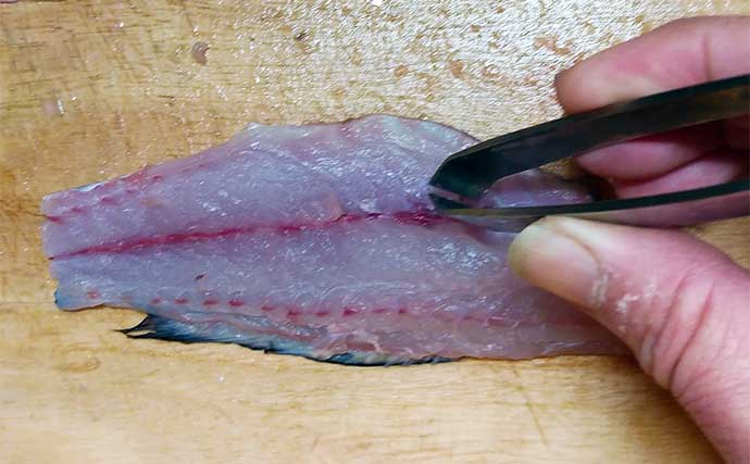 釣った魚で作る「アレンジ刺身」レシピ：セイゴの糸造り　少量の酢が隠し味