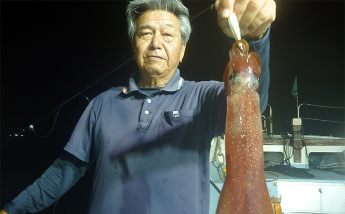 【釣果速報】夜焚きイカ釣りで100尾オーバーゲットの釣り人多数（福岡）