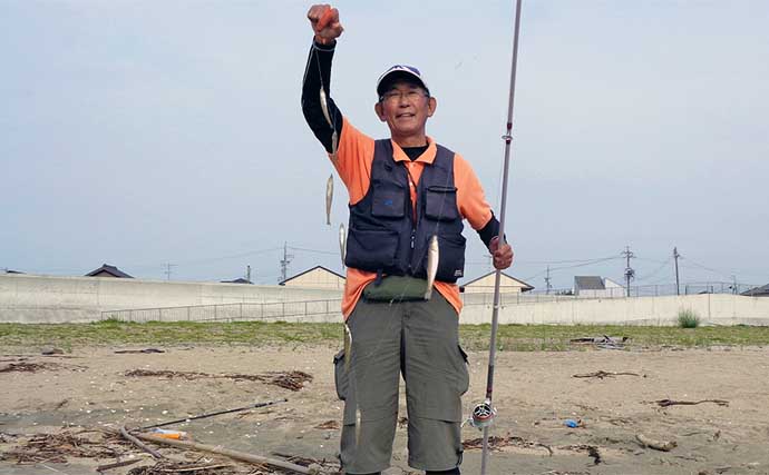 サーフの投げ釣りで19.5cm頭にキス134匹【三重・阿漕浦海岸】群れ大きく今後も期待