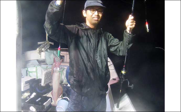 【釣果速報】夜焚きイカ釣りでダブルトリプル連チャンでクーラー満タン（玄界灘）