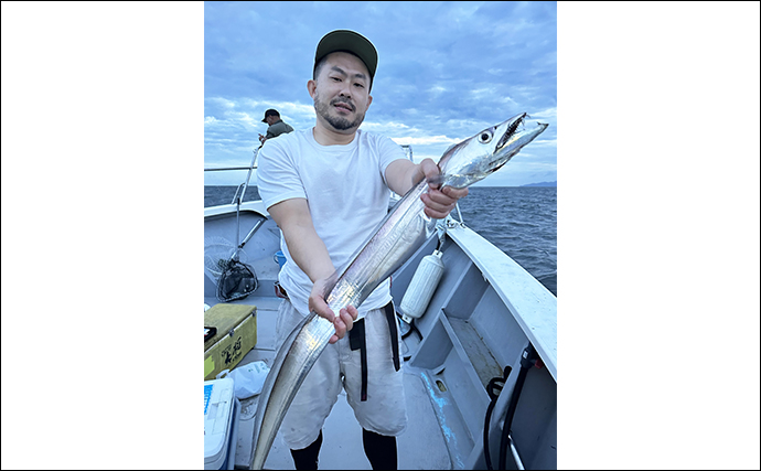 【最新釣果】大分沖タチウオ釣りで指8本の神龍サイズ浮上（大分・熊本）