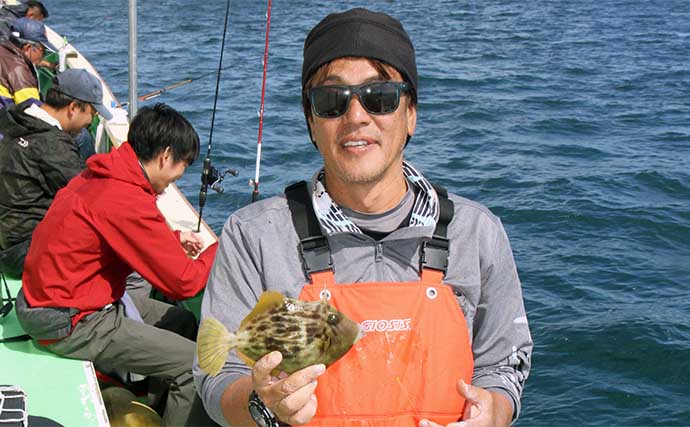 相模湾の船カワハギ釣りで30cm頭に良型乱舞【まごうの丸】大半が2桁釣果
