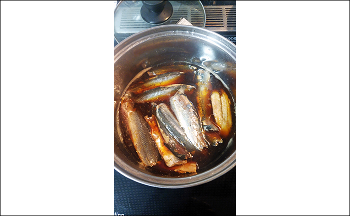 釣った青魚で作る「ウルメイワシの蒲焼き風」レシピ　煮詰め＆香草がポイント