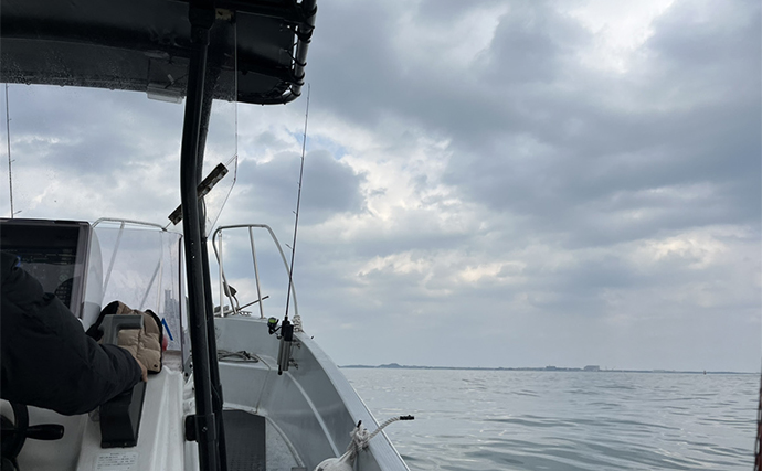 ボートルアーシーバス釣行で初体験者が70cm超え本命キャッチ【博多湾】