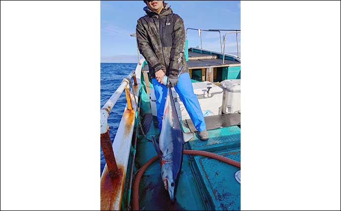 【沖のルアー釣り最新釣果】ティップランで2kg級アオリイカ気配濃厚（三重）
