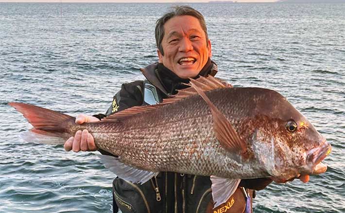 蓋井島での磯フカセ釣りで94cm大型マダイ浮上【山口】80cm級ヒラマサも