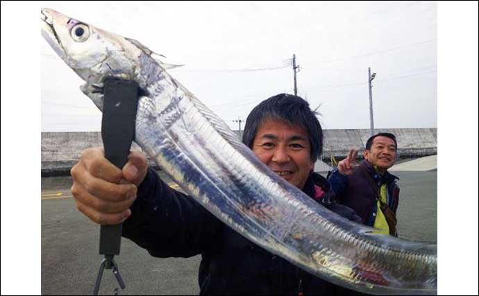【釣果速報】大分沖のイシダイ五目釣りで良型本命キャッチ（大分・熊本）
