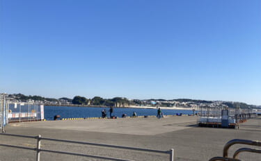 【GWにおすすめ釣り場】釣り＆ご当地グルメが楽しめる：湘南大堤防（神奈川）