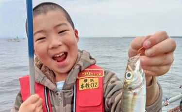本牧海釣り施設でのさびき釣りでアジにイワシ【神奈川】マヅメ時にチャンス…