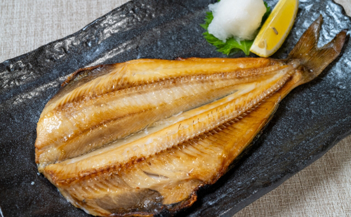 サカナを干物にすると【保存期間が伸びる＆旨味が増す理由】とは？ | TSURINEWS