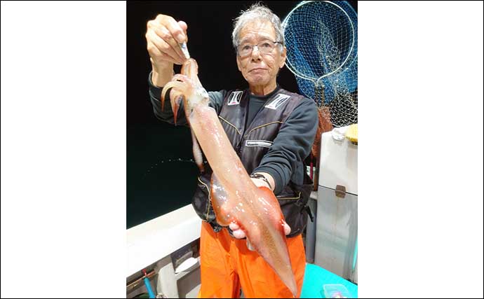 【夜焚きイカ釣果速報】良型混じりに1人平均40尾前後と今後に好期待（福岡）