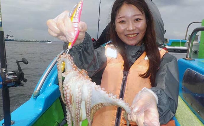 東京湾の船エギダコ釣りで釣る人マダコ6尾キャッチ【神奈川・一之瀬丸】