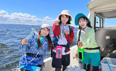 「落水もOK！」なスマホケース『DIVAID』のお陰で釣り女子会は大盛況　東京湾で大型魚続々