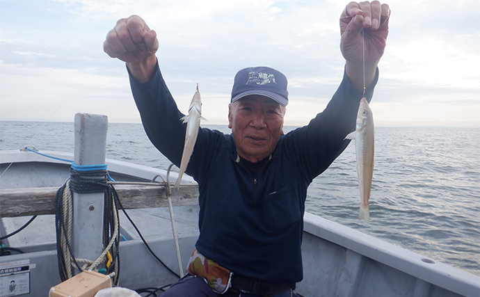 松名瀬沖での船キス釣りで150匹オーバー手中【三重・丸安丸】アマモ際で良型連発