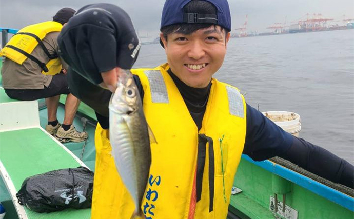 関東エリアの【船釣り特選釣果】夕方出船で涼しいアジ＆カサゴ釣りが快適