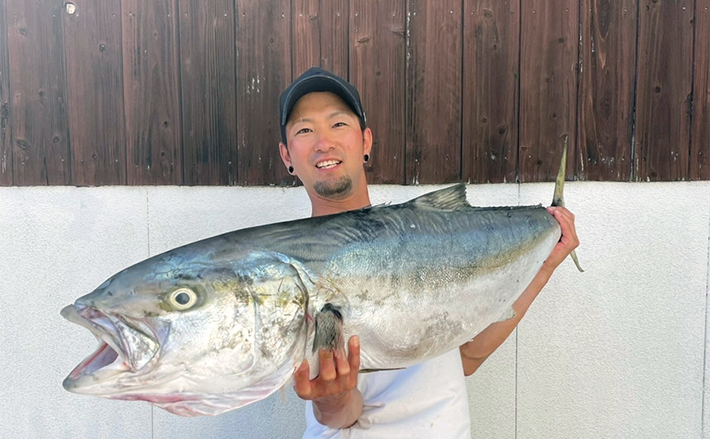 磯で15.8kgヒラマサ獲った！【山口・蓋井島】クエ釣りの想定外ゲストで