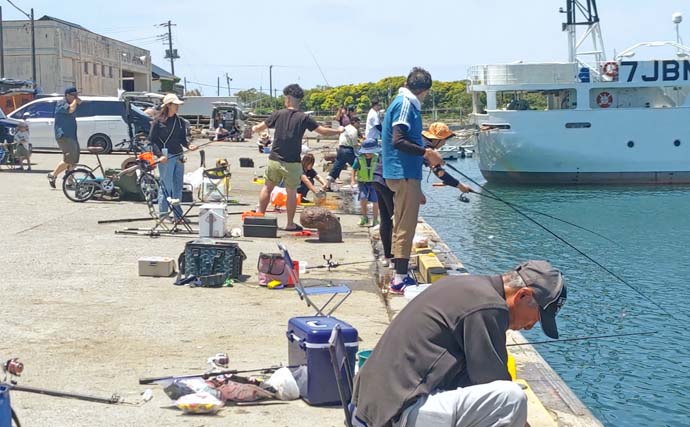 館山港での堤防カゴ釣りでソーダガツオ10尾をキャッチ【千葉】釣り場混雑にご注意を