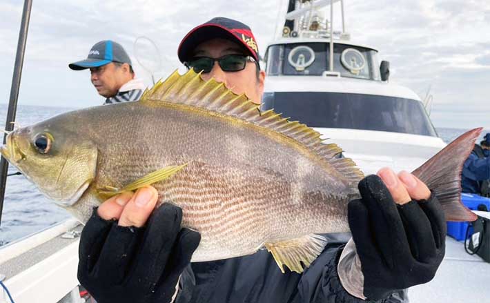 【船釣り釣果速報】大分沖コマセ釣りで大型イサキが続々ヒット中（大分・熊本）