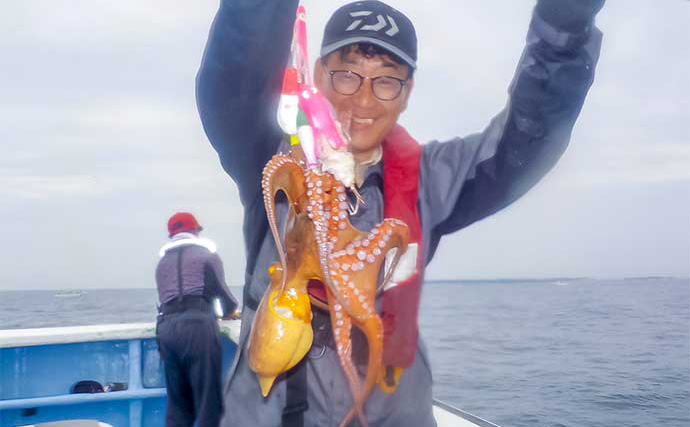 鹿島沖エギタコ釣りで船中全員安打【茨城・幸栄丸】良型中心で好土産に