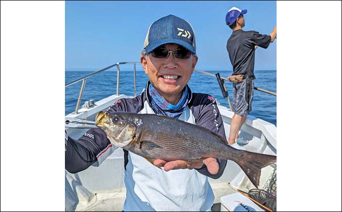 シーズン真っ只中のSLJ釣行で本命イサキ手中【三重・志摩沖】ゲストにアカハタ顔出し