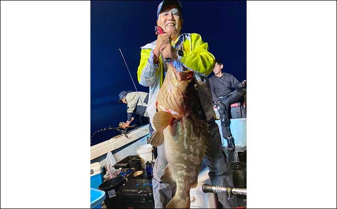 釣ったイカを泳がせて12kg頭にアラ（クエ）船中4尾【山口・かもめ丸】大ダイも顔出し