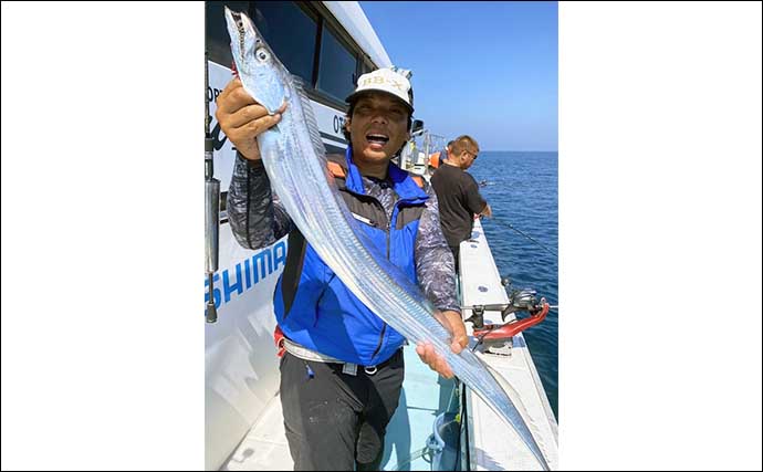 【船釣り釣果速報】タチウオ釣りでドラゴン級良型交じりに釣る人60尾（大分・熊本）