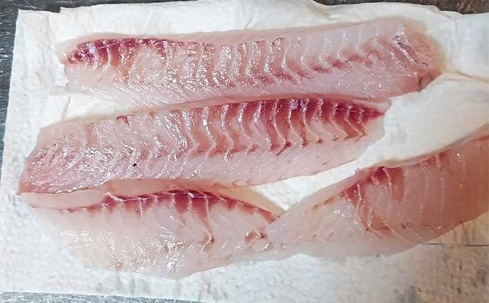 釣魚で作る「血液サラサラ」レシピ：イサギのたたき風　大量の玉ねぎで歯応えアップ