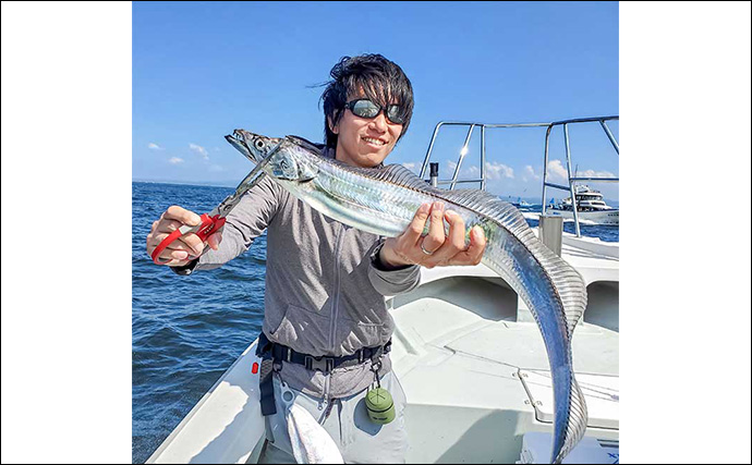 東京湾オフショアジギング釣行で115cm筆頭にタチウオが好反応【けやき丸】