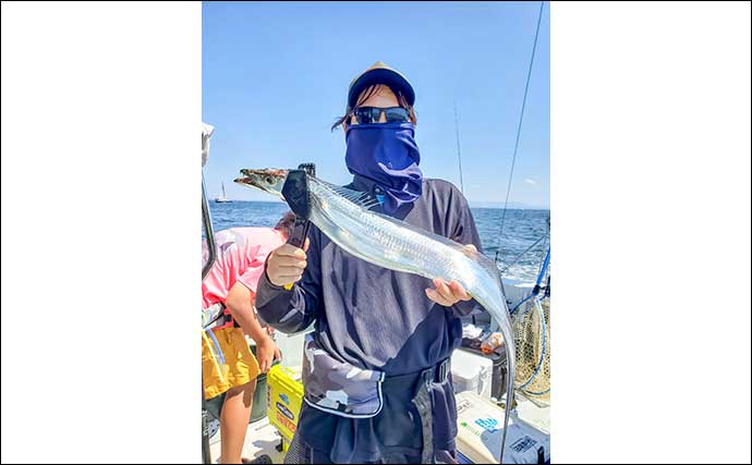 東京湾オフショアジギング釣行で115cm筆頭にタチウオが好反応【けやき丸】