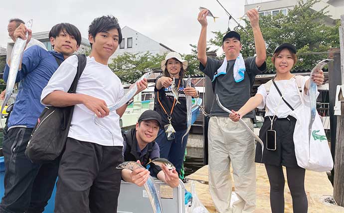 関東エリアの【船釣り特選釣果】東京湾ルアー五目釣行で釣る人サワラ8匹キャッチ！