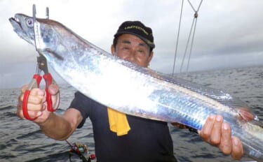 【船釣り釣果速報】大型タチウオが続々顔出し！釣る人50尾超え（大分・熊本）