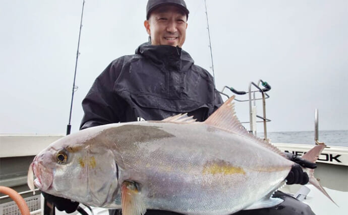 【沖釣り釣果速報】響灘でのジギングで8.6kg筆頭にカンパチが好反応！（福岡）