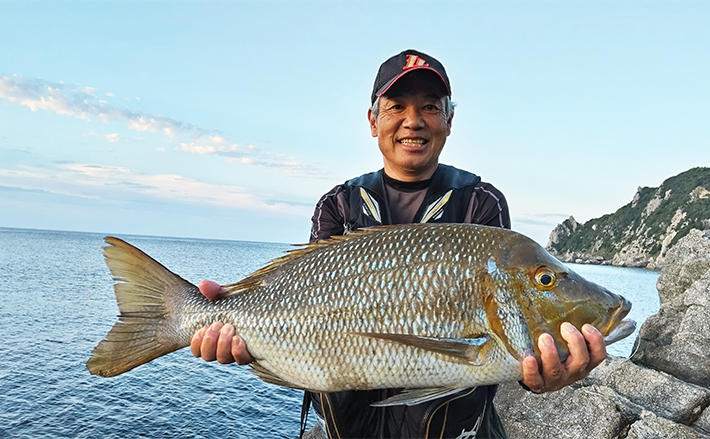 沖磯でのぶっ込み釣りで82cm『タマン』獲ったでごわす！【鹿児島・野間岬】 | TSURINEWS