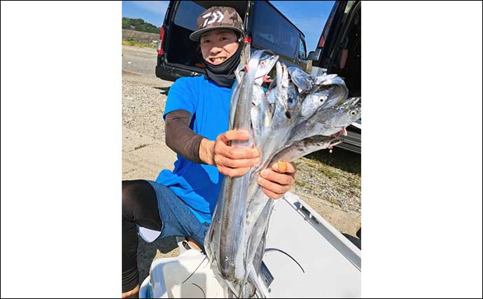 【船釣り釣果速報】テンビン仕掛けで指9本級極太タチウオをキャッチ！（愛知）