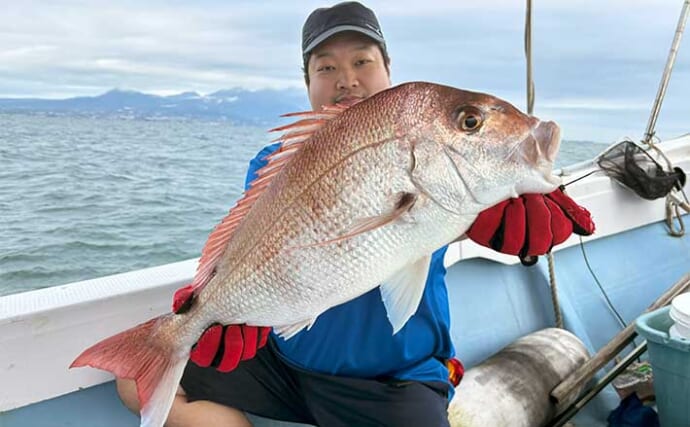 三角沖タイラバ釣行で60cm級真鯛をキャッチ【熊本・涼結丸】サメの横取り被害も