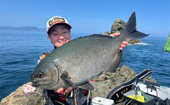 深島での磯フカセ釣りでカツオに良型イサキにオナガグレと多彩釣果に大満足！【大分】