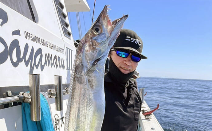 【船釣り釣果速報】タチウオ釣りで指幅8本級を頭に大型の数釣りチャンス！（大分・熊本）