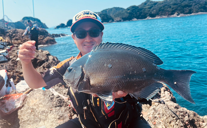 深島での磯フカセ釣りでカツオに良型イサキにオナガグレと多彩釣果に大満足！【大分】