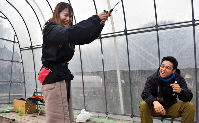 「冬でも寒さ知らず！」快適なワカサギ釣りの秘訣は『もちはだ』にあり　